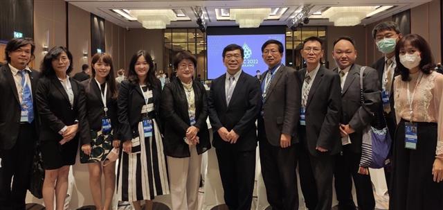 經濟部技術處與國科會科教發展及國際合作處共同參與於泰國清邁舉行的APEC PPSTI 20會議。
