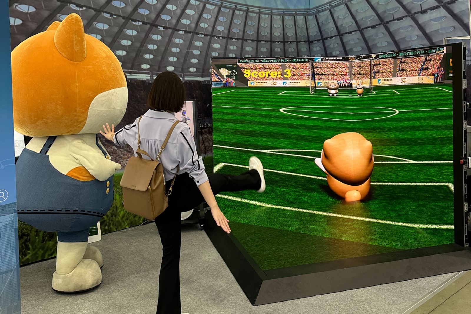 經濟部全球首創即時高擬真3D互動系統現身2023 COMPUTEX展 工研院展示創新研發成果 開創智慧生活新風貌