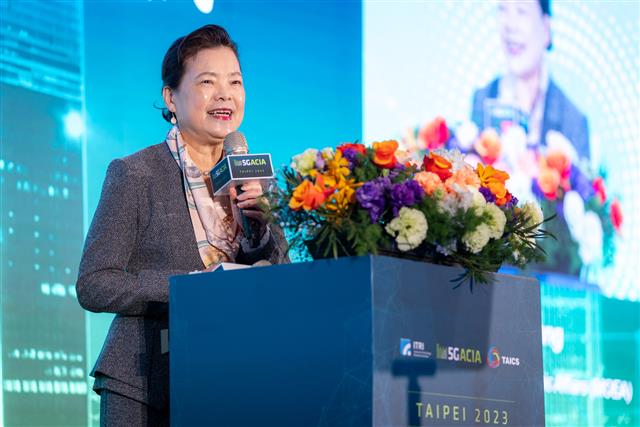 經濟部成功爭取全球5G智慧工廠聯盟首度來臺，經濟部部長王美花表示，臺灣具資通訊和半導體產業的雙重優勢，也是國際大廠最佳的供應鏈合作夥伴。