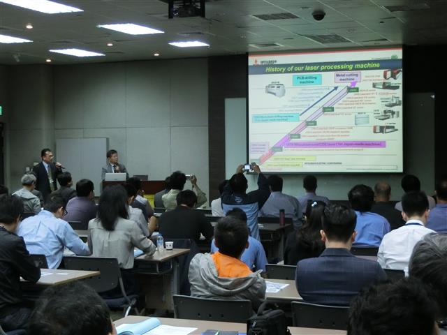 三菱電機在10月23日論壇分享日本最新高功率雷射製造應用。