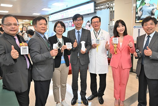 連結到經濟部研發10項可攜式醫材 攜手彰基醫院推動長者健檢 助早期發現糖尿病、心血管疾病、肺癌及口腔癌
