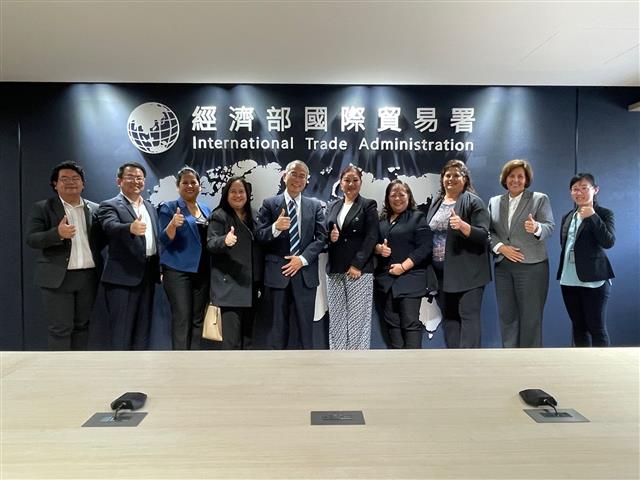TITA Economic Counsellor receives U.S. Congressional Delegation from Guam and the Northern Mariana Islands
