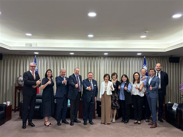 MOEA Deputy Minister Receives Cross-party Parliamentary Delegation from Austria