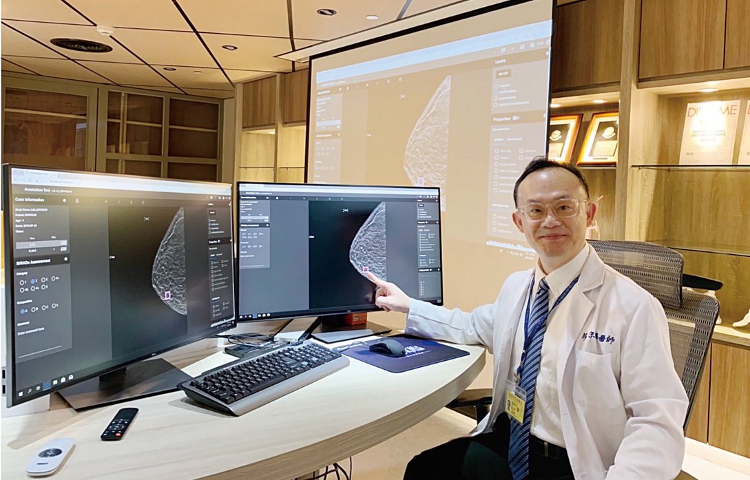 透過與國內醫學中心合作， 發展適合亞洲婦女的乳房篩檢AI模型，運用4種視角影像協助醫師偵測