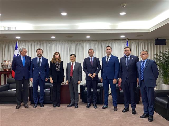 Deputy Minister Chen receives delegation of Congress of Deputies from Spain 