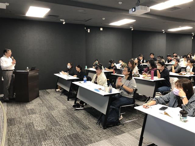 1141028-29-微生物分析檢驗與偏差管理實務活動實況