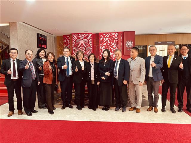 經濟部江政務次長文若接見歐洲臺灣商會聯合總會回國訪問團，就經貿相關議題交流