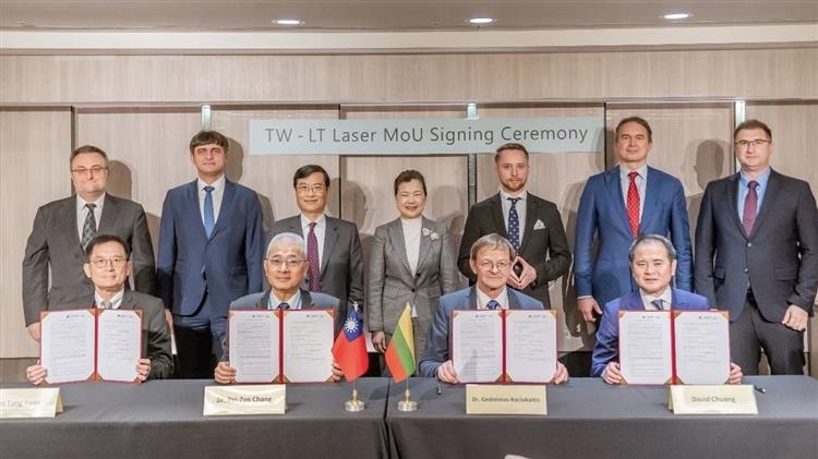 第2屆臺立(立陶宛)次長級經濟對話會議在臺北舉行 雙方簽署雷射合作等3項備忘錄 持續深化經貿合作