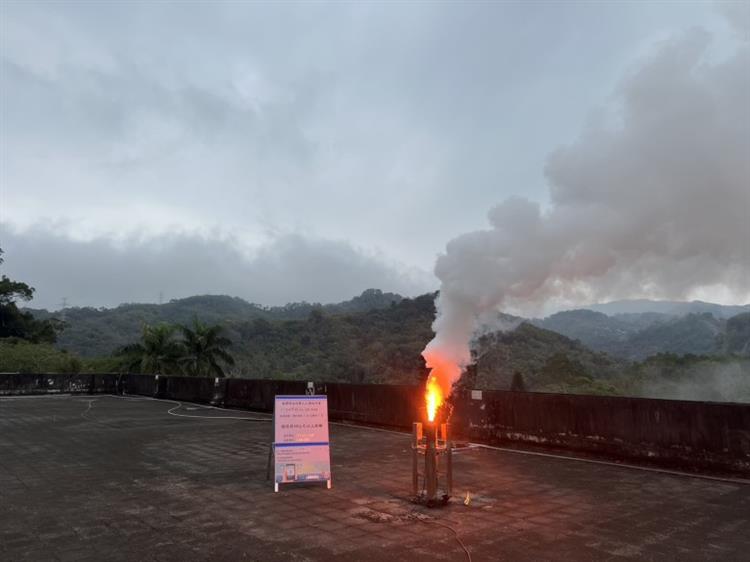 鋒面雲系逐漸接近，水利署進行第一波人工增雨-鯉魚潭水庫