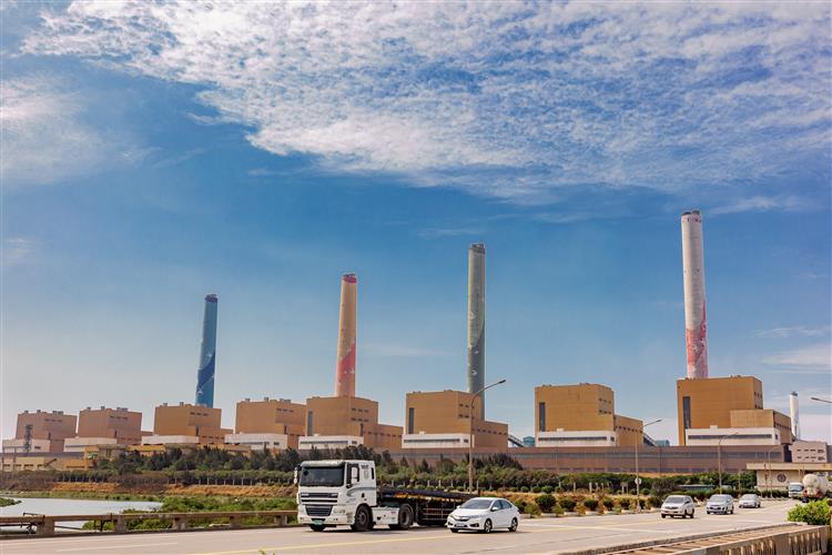 台中電廠二期燃氣計畫的推動，更是下一階段滿足地方用電需求、深化減煤及區域供電平衡的關鍵。