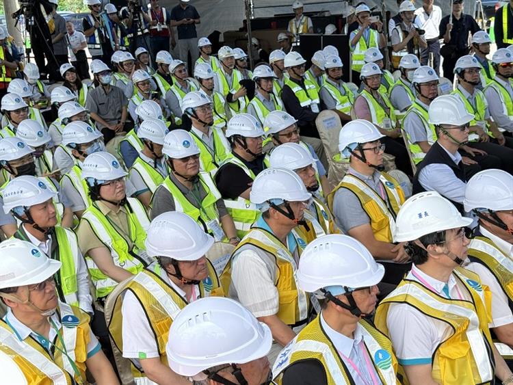 7國內首座公辦十萬噸級新竹海水淡化廠開工典禮會場