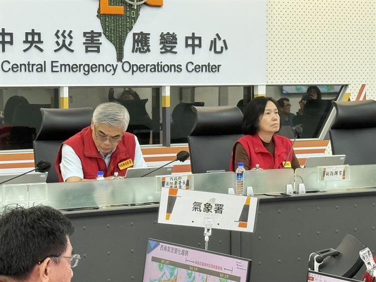 1  農業部次長杜文珍主持0728豪雨中央災害應變中心第十三次工作會報暨情資研判會議會議