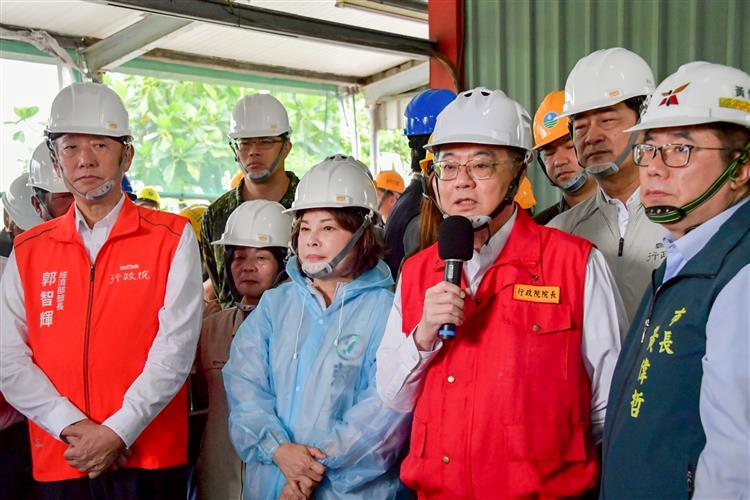 行政院長南下視察　指示經濟部全力投入防救災(圖片來源：行政院)