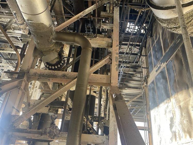 台電人員與相關工程團隊今(10)日赴興達電廠新2號機進行現場勘查，確認天然氣洩漏地點。