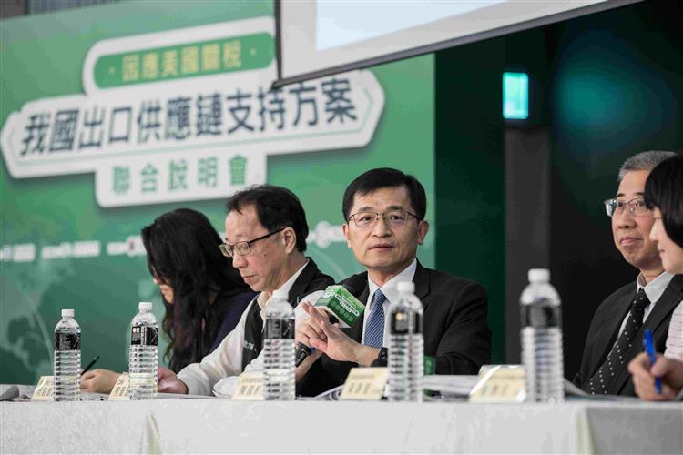 因應美國關稅跨部會聯合說明會於臺中登場 協助中部企業強化韌性