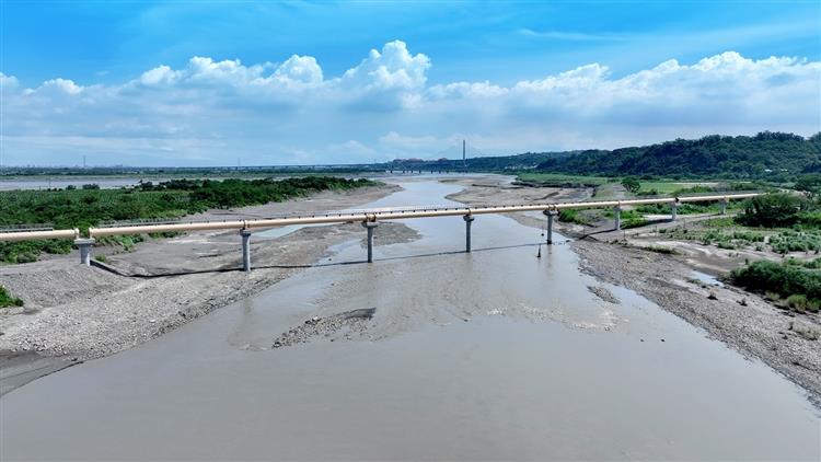 2水利署榮獲第25屆公共工程金質獎共7件獎項-「荖濃溪(里嶺)伏流水統包工程-水管橋工程」