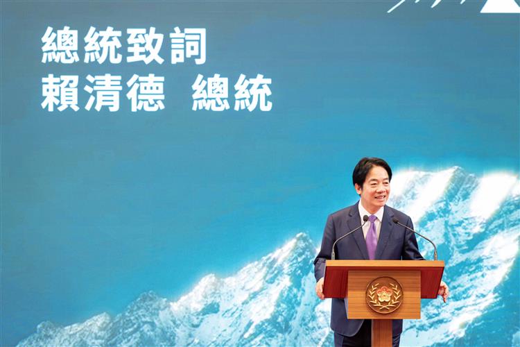 總統出席第七屆總統創新獎頒獎典禮，嘉勉所有得獎團體及個人的創新貢獻。