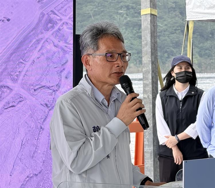 4.行政院卓院長視察馬太鞍溪防汛整備情形-經濟部賴次長致詞