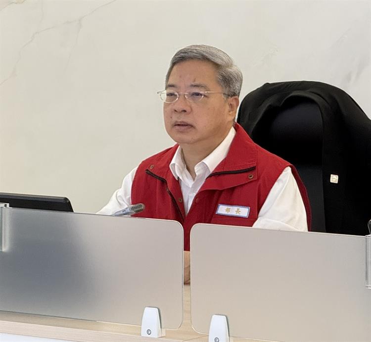 2.經濟部龔部長視導經濟部應變小組 指示全力支援地方需求