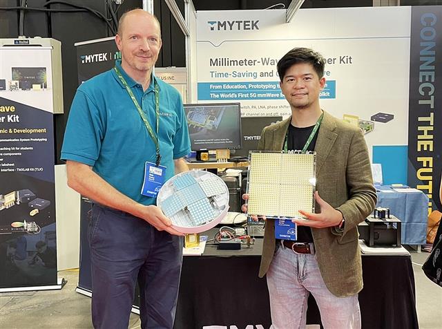 在工研院的整合扇出型封裝及高精度晶片整合技術協助下，荷蘭商Altum RF與臺灣稜研科技共同合作，開發出更高輸出功率與高功率密度的衛星通信系統。