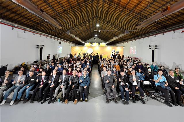工研院於臺灣運動產業博覽會舉辦「『動』自科技，邁向未來—運動科技產業論壇」，吸引超過200位產學研界人士參與。