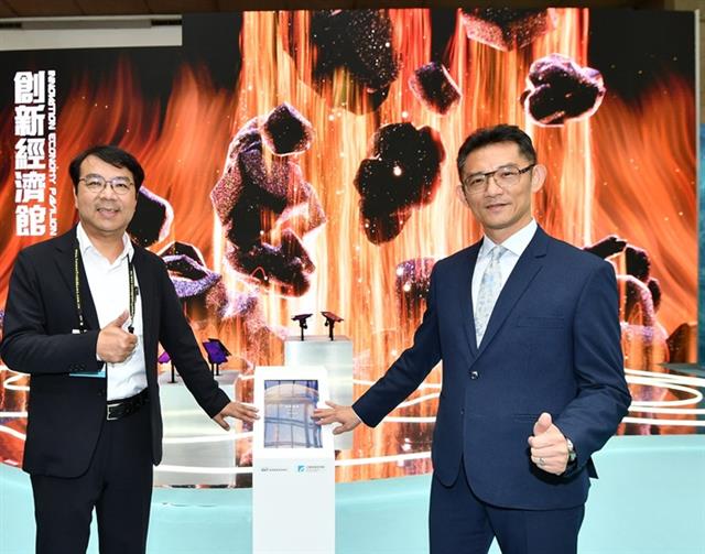 工研院「大阪世博（生命劇場）-虛實互動展演技術」，把在日本大阪世博展演的技術搬回臺灣首度亮相