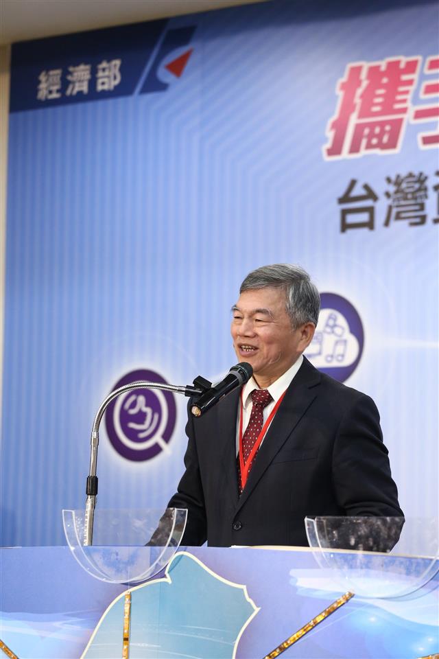 台灣資通產業標準協會成立啟動記者會貴賓致詞-經濟部次長沈榮津。