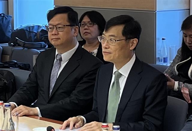 經濟部陳政務次長拜會立陶宛交通暨通訊部政務次長Agnė Vaiciukevičiūtė