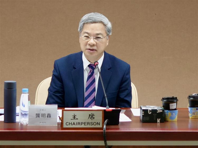 開啟彈跳視窗，連結到圖1說明：經濟部龔明鑫部長主持經濟及產業發展諮詢會115年第1次大會(jpg檔)