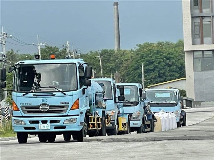 花蓮、台東地震水管破裂，台水動員24小時進駐搶修-調度水車支援送水