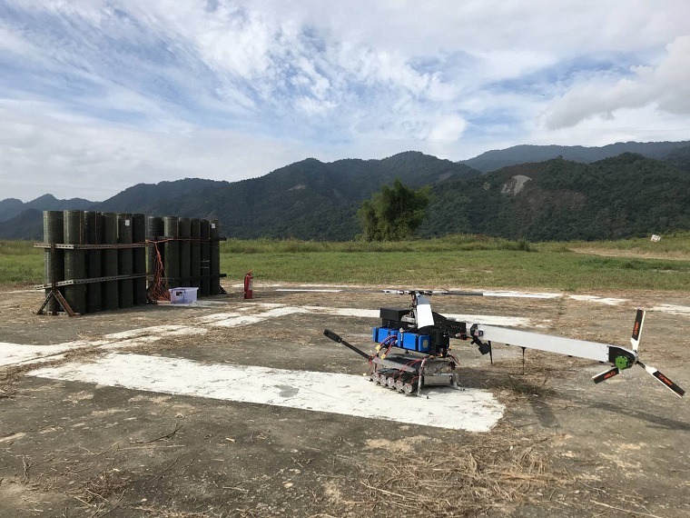 鋒面通過降雨機會增高，水利署於曾文水庫陸空聯手以無人機進行人工增雨1