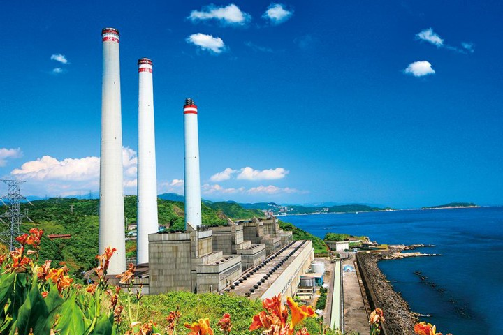 協和計畫可滿足民眾對於減空污、穩供電、護珊瑚及港安全的期待。圖為協和電廠現貌