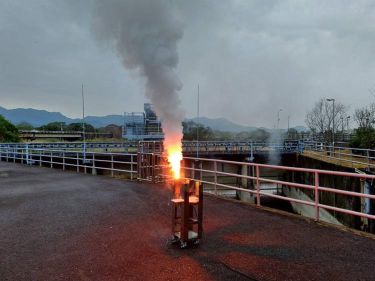 把握鋒面通過台灣 水利署持續進行人工增雨作業-仁義潭11點施放