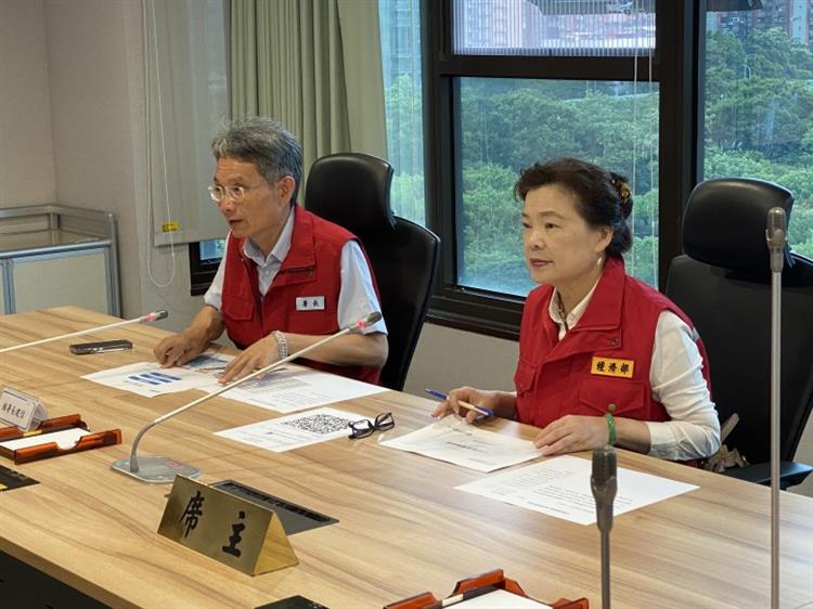 經濟部王美花部長視察卡努防颱情形 提醒水電靈活調度供應，搶修注意安全2