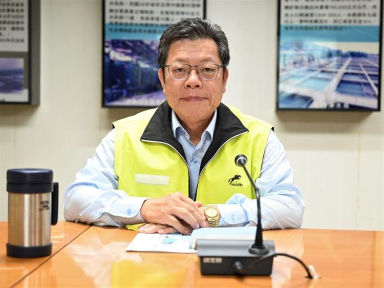 卡努進逼 台水完成整備 確保供水穩定-台水董事長李嘉榮與會指導卡努颱風應變小組會議