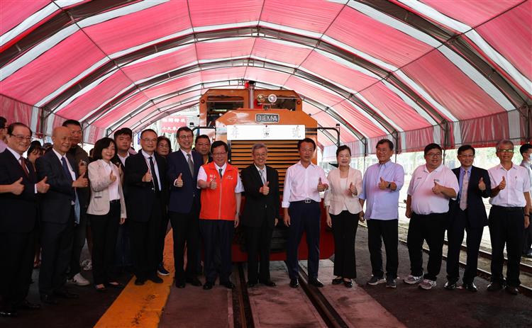 嘉義蒜頭糖廠五分車延駛至故宮南院路線今（7）日通車啟用。