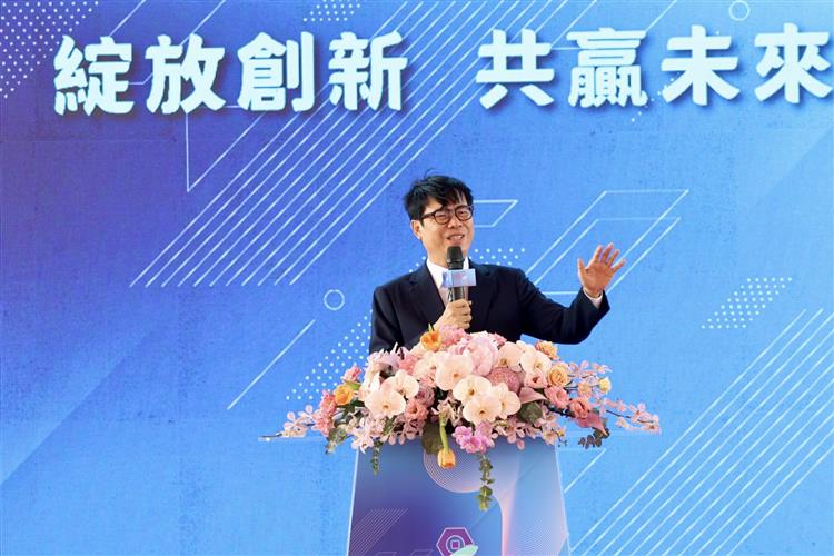  高軟二期智科路啟用暨亞灣智慧科技大樓興建動工(高雄市政府陳其邁市長致詞).JPG