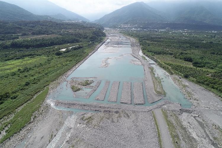 百年大旱抗旱水井緊急供水，地下水位已回升正常—高屏地區隘寮溪補注回補