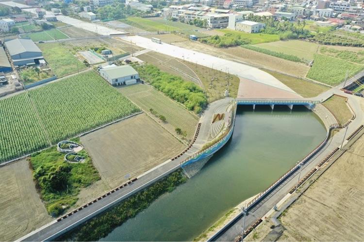 經濟部水利署工程品質及設施維護工作 勇奪工程會「第23屆公共工程金質獎」8金肯定-【優良獎】優等-曾文十二佃[1]
