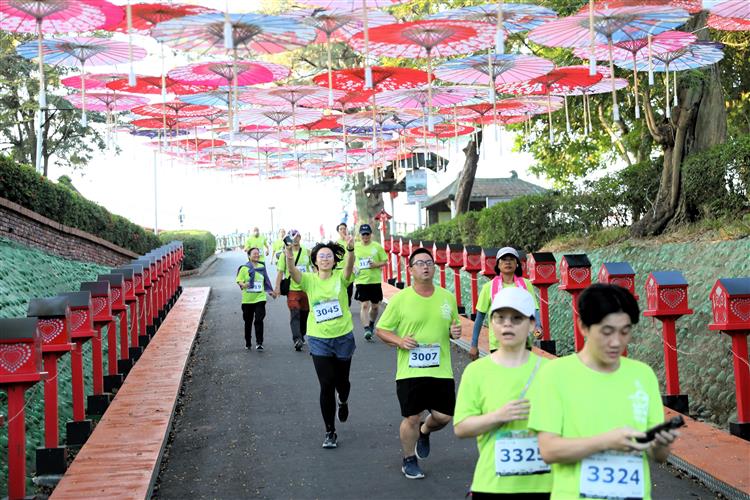 2023台糖公益路跑今(16)日於柳營尖山埤渡假村登場。