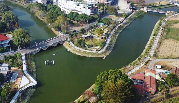 金龍嬉水躍新春 水漾環境樂活行—臺南市月津港