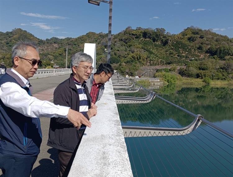 水利人員年節暖心出勤，穩定家家戶戶團圓用水-石岡壩 (2)