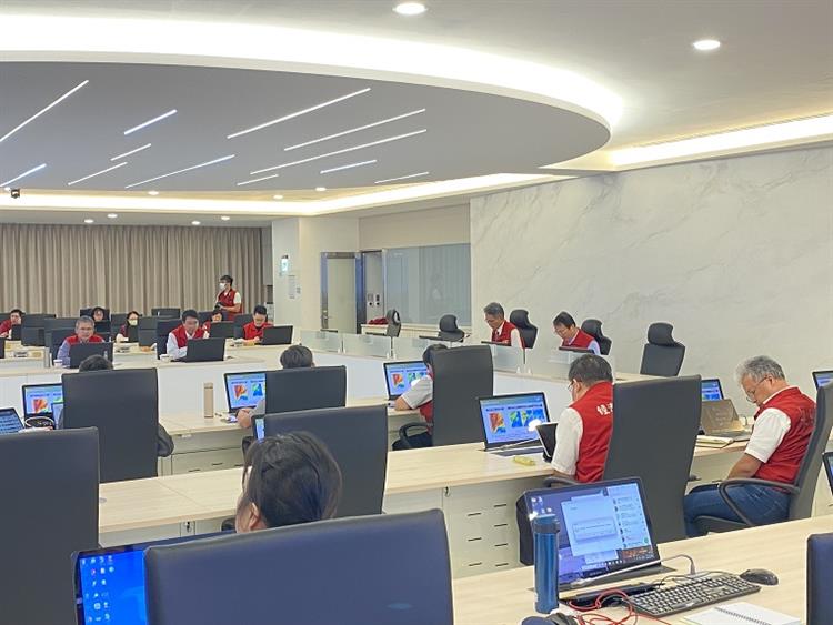 受鋒面低壓帶影響,署長賴建信邀集各水資源分署及河川分署召開防汛應變視訊會議6