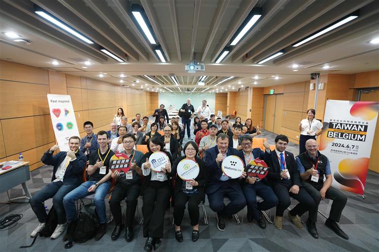 臺比雙方超過30家中小企業代表進行商務媒合交流