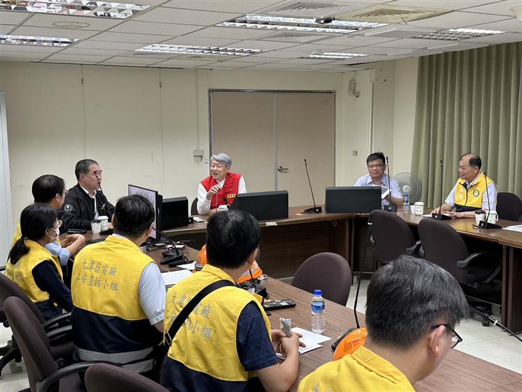 圖說：經濟部郭智輝部長今（24）日視察大潭電廠防颱應變工作。