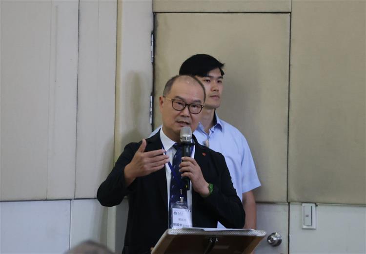 陳國欽總統府國策顧問表示希望與政府攜手推動紡織產業永續，強化國防實力及產業韌性。