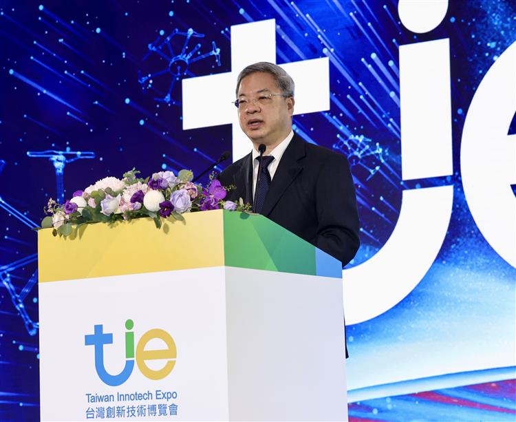 照片1_2025台灣創新技術博覽會開幕經濟部龔明鑫部長致詞