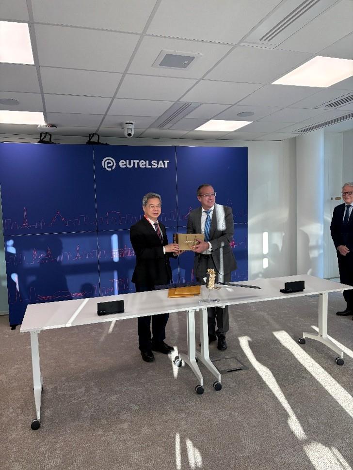 龔部長拜會歐洲通訊衛星公司(Eutelsat)，就臺法通訊衛星議題深入交流