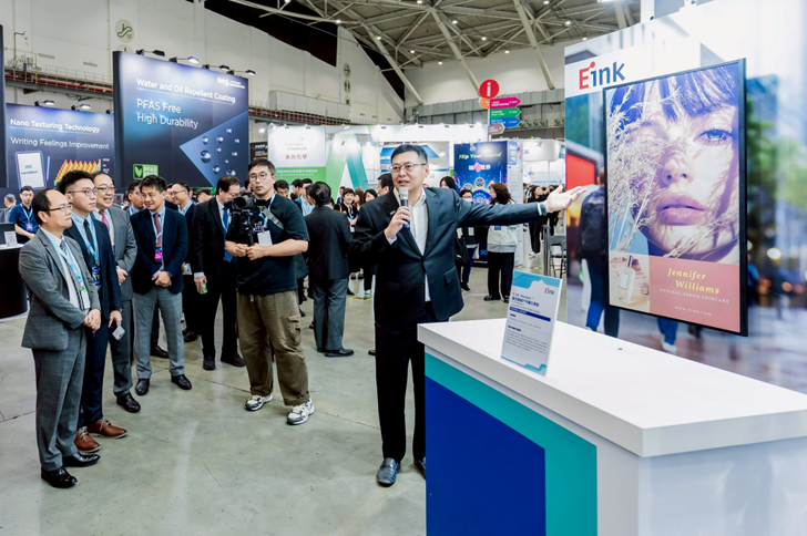 經濟部產業發展署於2026 Touch Taiwan設立主題館，展現智慧顯示科技技術及設備一條龍優勢