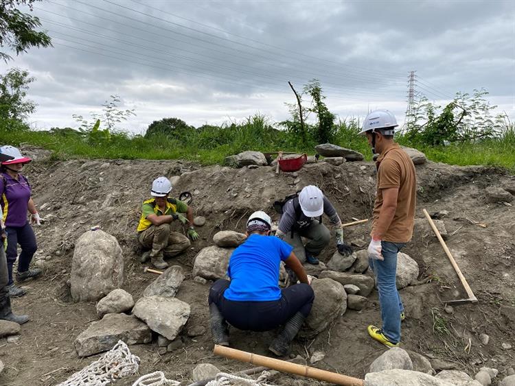 石工技藝培訓傳承－水利署辦理「水利工程石工工法技術培訓」計畫，宣導及推廣友善之近自然工法1